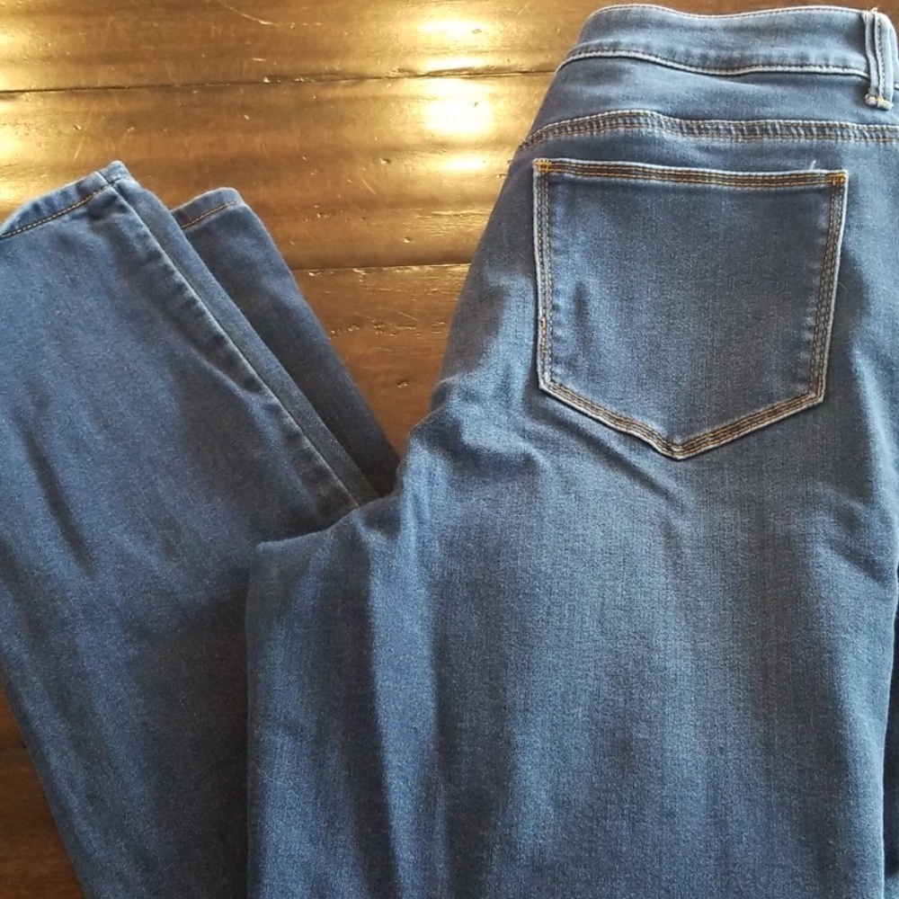 Jeans